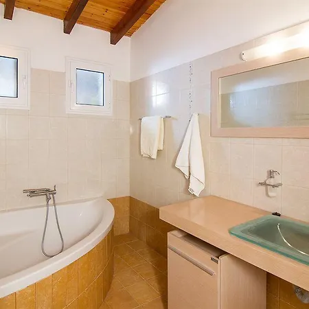 Athina Otel 4*